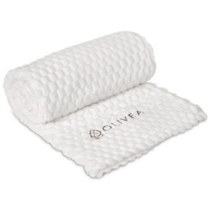 Serendipio Cozy Cloud Fleece Blanket